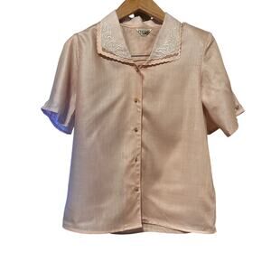 Cynara Vintage 100% Linen and Lace Button Up Top. Size Small